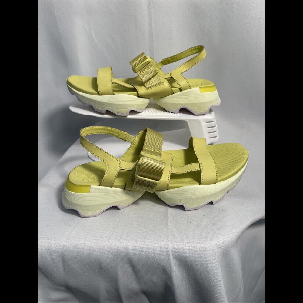 SOREL Kinetic Impact Platform Sandal Size 7.5 Like Green